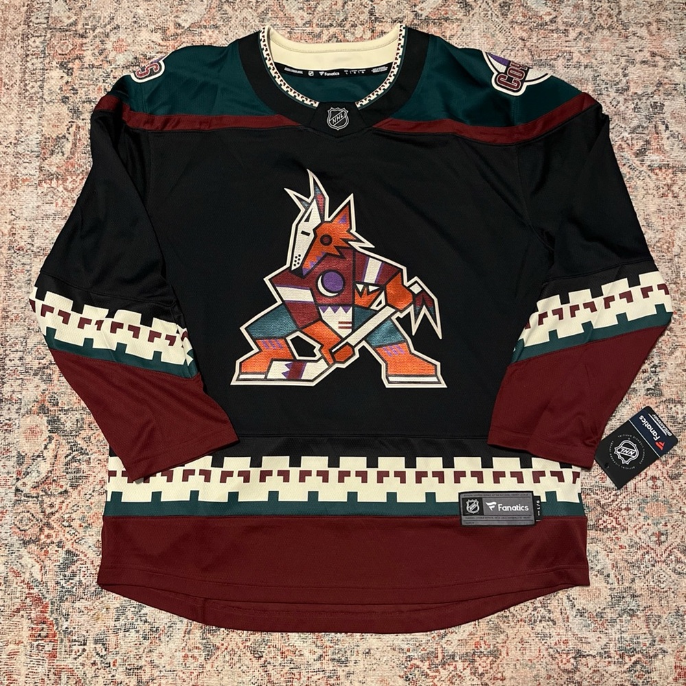 Arizona Coyotes- Fanatics Home Kachina Jersey- Men’s Large- NWT